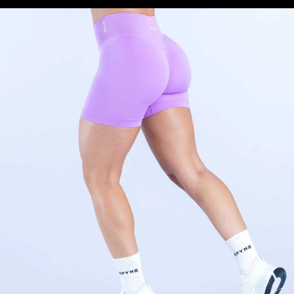 DFYNE Defy Shorts 4.5” inseam - Amethyst